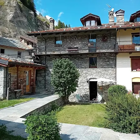 Pietra E Larice With Garage La Thuile